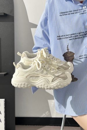 Breathable Mesh Dad Shoes for Women - Lightweight Summer Hiking Sneakers, Versatile White Sports Shoes for Comfort and Style