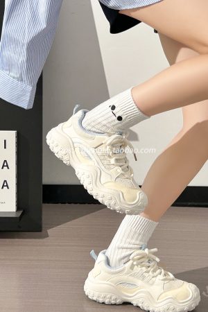 Breathable Mesh Dad Shoes for Women - Lightweight Summer Hiking Sneakers, Versatile White Sports Shoes for Comfort and Style