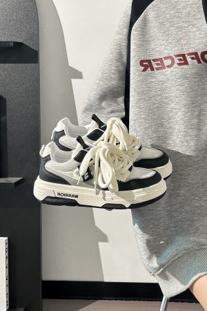 Breathable Mesh Women's Summer Shoes - Trendy Thick-Soled Platform Sneakers for Comfort and Style