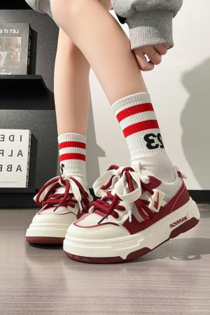 Breathable Mesh Women's Summer Shoes - Trendy Thick-Soled Platform Sneakers for Comfort and Style