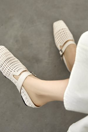 Breathable Open-Toe Woven Mule Shoes with Belt Buckle - Italian Vacation Style Outdoor Slippers for Women