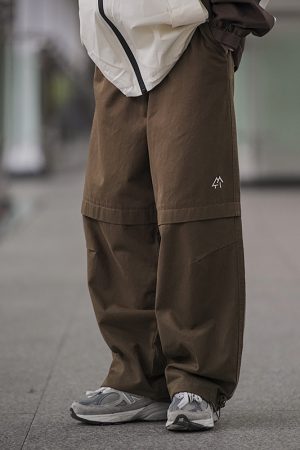 Brown Loose Straight-Leg Work Pants for Men - Japanese Casual American Retro Baggy Cargo Trend