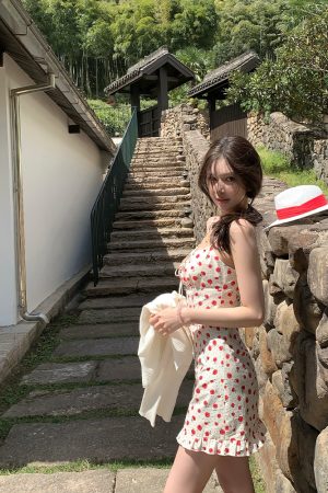 Brown Rose Floral Spaghetti Strap Dress - Summer Sweetheart Waist-Defining Slim Skirt for Y2K and 90s Fashion