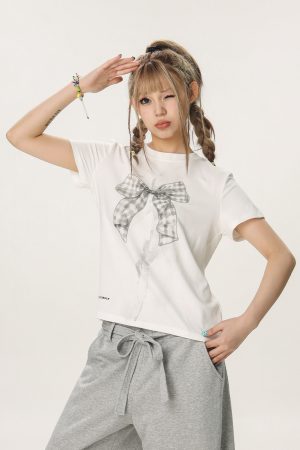 Butterfly Print Short Sleeve T-Shirt for Women - Casual Summer Versatile Slim Fit Top, Trendy 90s American Style