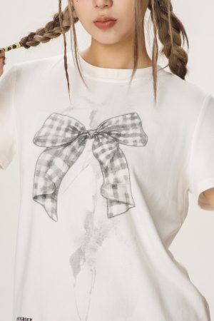 Butterfly Print Short Sleeve T-Shirt for Women - Casual Summer Versatile Slim Fit Top, Trendy 90s American Style