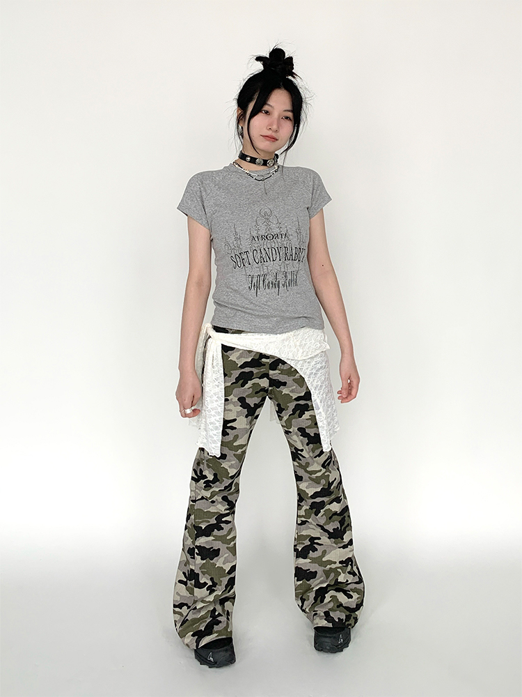 Camo Workwear Casual Split Slim-Fit Flared Wide-Leg Retro Chic Long Pants for Women - Trendy Y2K Fashion Camo Workwear Casual Split Slim-Fit Flared Wide-Leg Retro Chic Long Pants for Women - Trendy Y2K Fashion