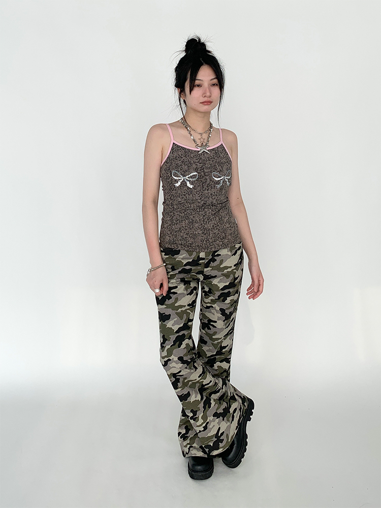 Camo Workwear Casual Split Slim-Fit Flared Wide-Leg Retro Chic Long Pants for Women - Trendy Y2K Fashion Camo Workwear Casual Split Slim-Fit Flared Wide-Leg Retro Chic Long Pants for Women - Trendy Y2K Fashion