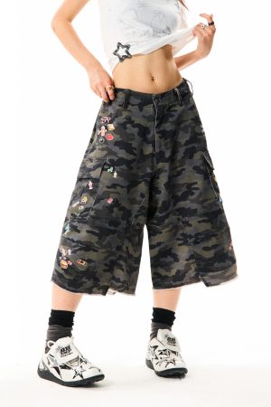 Camouflage Cargo Capri Pants for Women - Loose Fit, Versatile Wide-Leg, American Style, Casual Streetwear