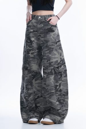Camouflage Curved Knife Pants with Multiple Pockets - American Street Style Denim Work Pants for Trendy Casual Wear