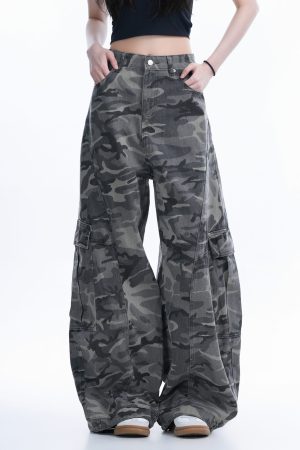 Camouflage Curved Knife Pants with Multiple Pockets - American Street Style Denim Work Pants for Trendy Casual Wear