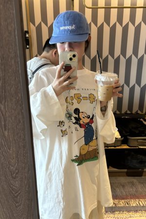 Cartoon Print Casual Oversized Long Sleeve T-Shirt for Autumn & Winter - Korean Style, Youthful and Slimming Cotton Tee