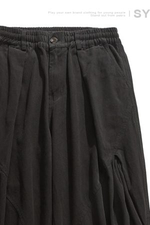 Casual Japanese-Style Pleated Cargo Pants for Men - Trendy Loose-Fit Design with Elastic Waistband and Drape