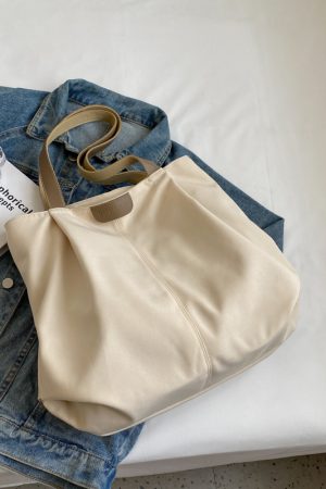 Casual Large-Capacity Women's Shoulder Bag - Versatile Commuter Tote for College Students