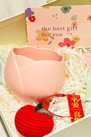 Ceramic Tulip-Shaped Coffee Cup with Saucer - Aesthetic Relief Design for Office and Home, Perfect Gift for Stylish Girls