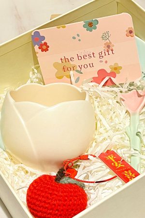 Ceramic Tulip-Shaped Coffee Cup with Saucer - Aesthetic Relief Design for Office and Home, Perfect Gift for Stylish Girls