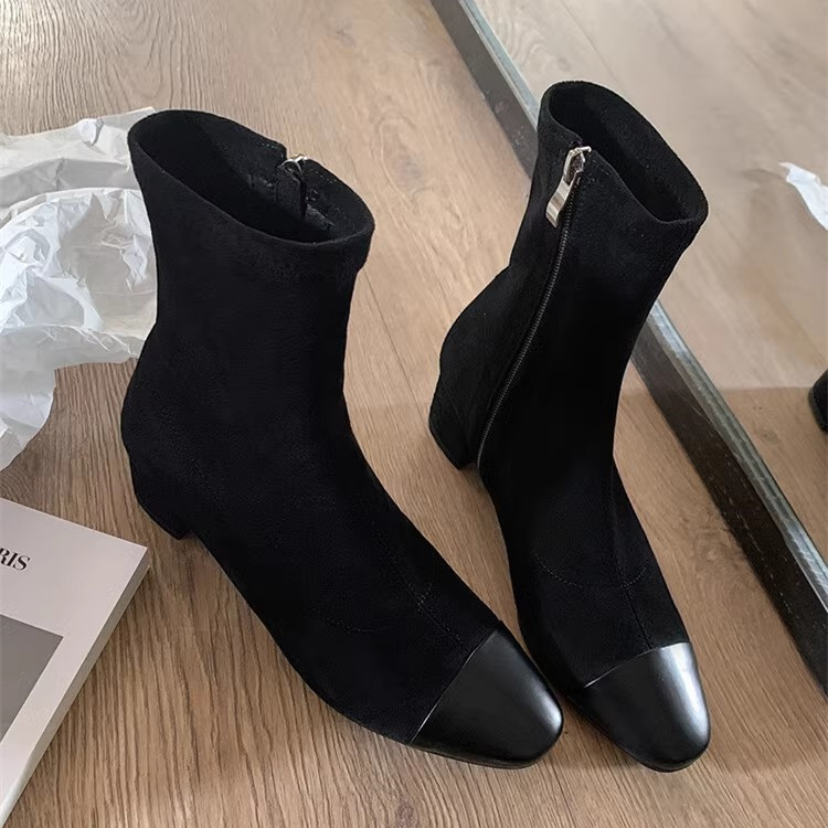 Chanel-Style Patchwork Chunky Heeled Long Boots for Women, Height-Increasing Slim-Fit Design, Fashionable Footwear for Petite Individuals Chanel-Style Patchwork Chunky Heeled Long Boots for Women, Height-Increasing Slim-Fit Design, Fashionable Footwear for Petite Individuals