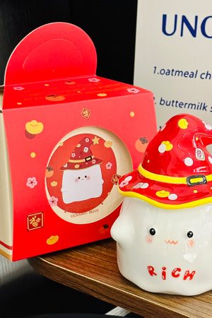 Charming Ceramic Graduation Mug for Girls, Stylish Ghost Design with Lid, Perfect Birthday Party Favor