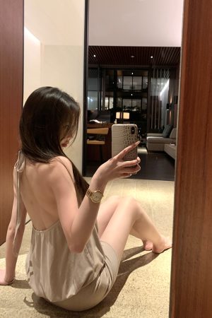 Charming Thai-Inspired Bodycon Dress for Women, Plunging Neckline, Tie Backless Design, Short Length, Trendy Summer Style