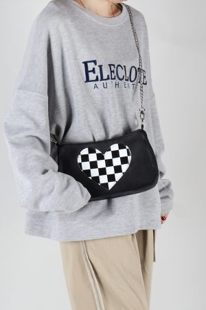 Checkered Heart-Shaped Crossbody Bag for Millennial Girls - Sweet Cool Design, 2023 Spring/Summer Style, High Quality