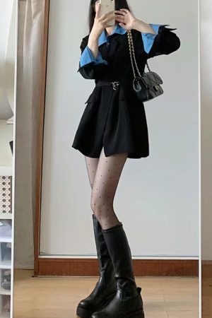 Chic Oversized Black Suit Jacket for Women - Loose Fit Casual Blazer for Spring and Autumn, Perfect for Petite Styles