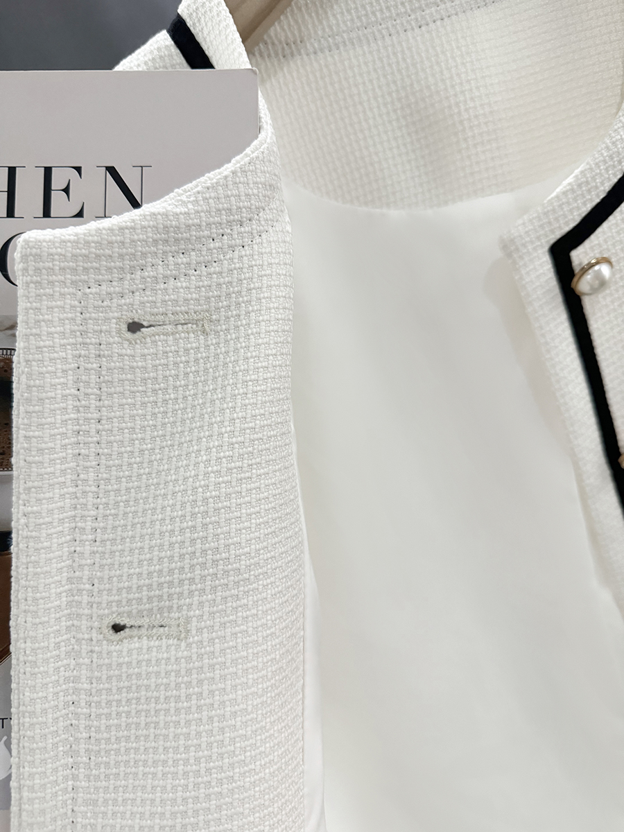 Chic White French Style Short Sleeve Blazer for Women - Summer Lightweight 2025 Fashion Elegant Suit Chic White French Style Short Sleeve Blazer for Women - Summer Lightweight 2025 Fashion Elegant Suit