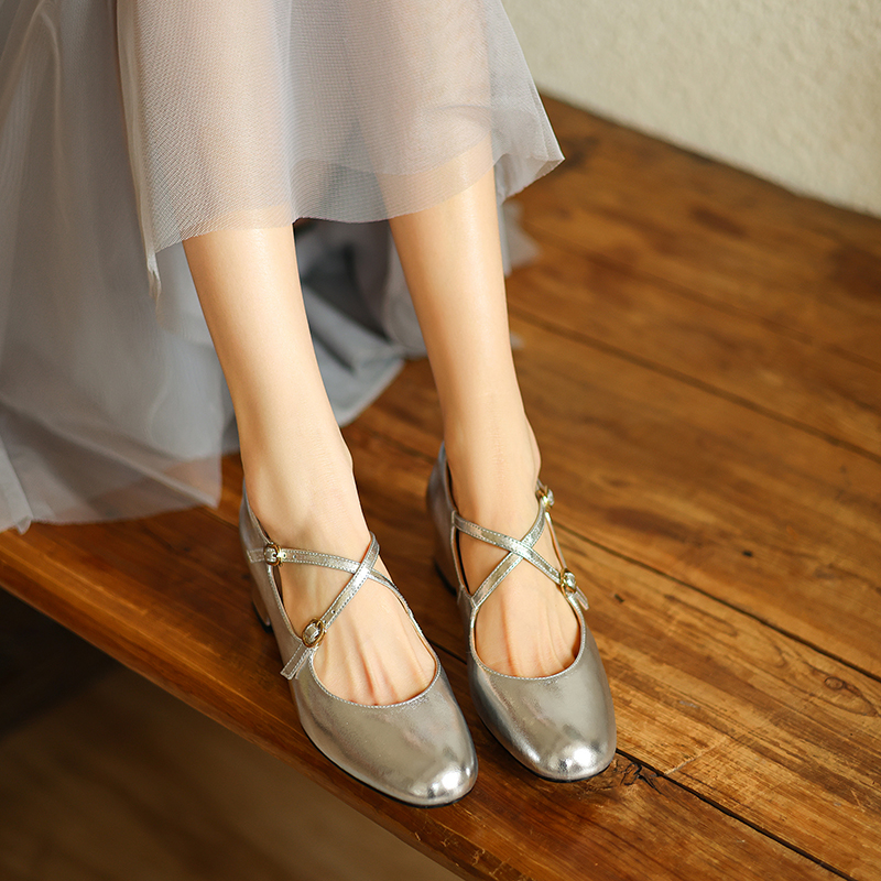 Chinese Style Genuine Leather Cross Strap Mid-Heel Mary Jane Shoes for Women - Elegant Spring Fashion Footwear Chinese Style Genuine Leather Cross Strap Mid-Heel Mary Jane Shoes for Women - Elegant Spring Fashion Footwear
