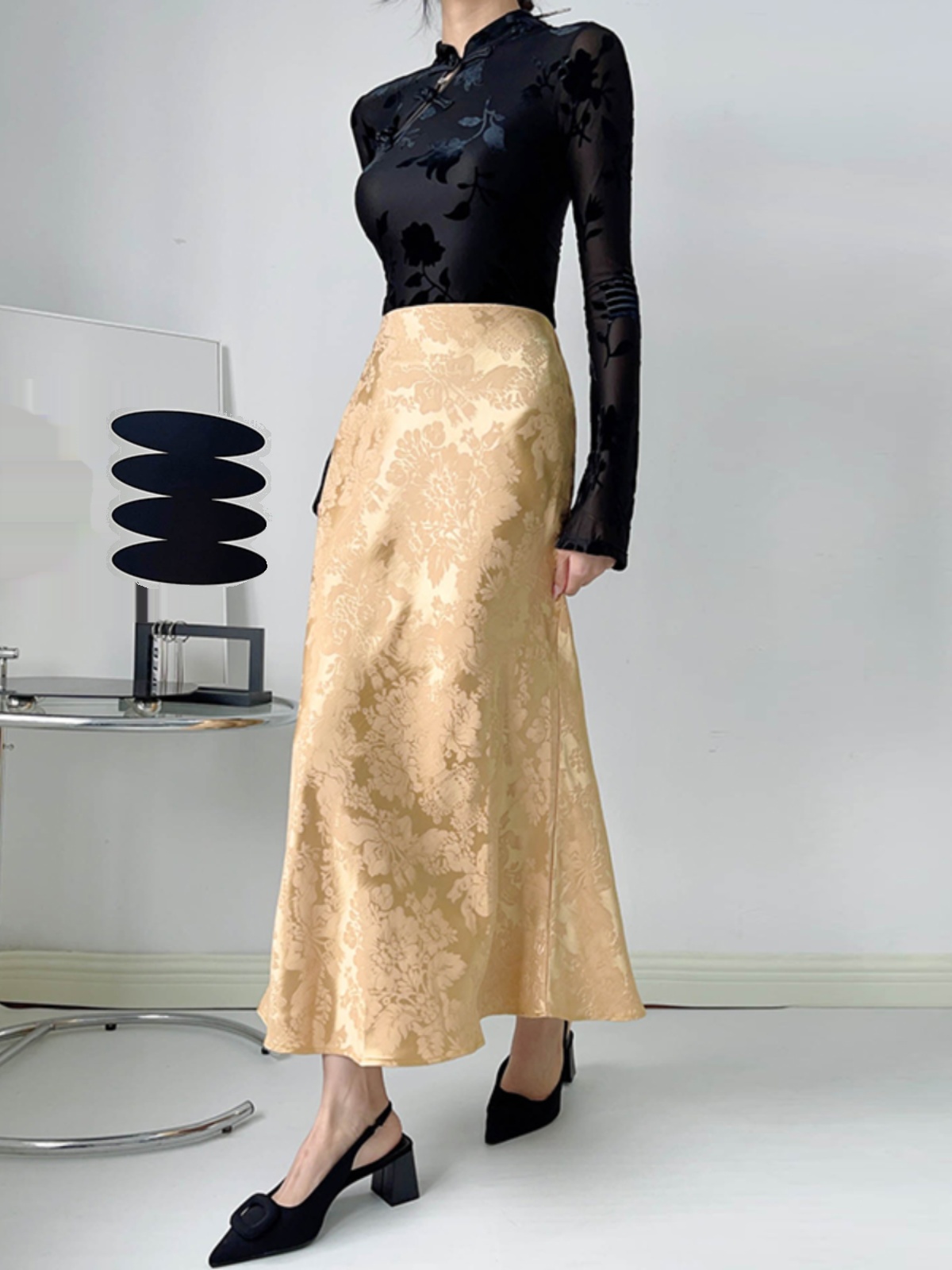 Chinese-Style Velvet Long Sleeve Top with Button Design - Slim Fit Vintage Shirt for Spring and Summer Chinese-Style Velvet Long Sleeve Top with Button Design - Slim Fit Vintage Shirt for Spring and Summer