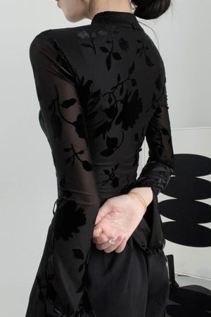 Chinese-Style Velvet Long Sleeve Top with Button Design - Slim Fit Vintage Shirt for Spring and Summer