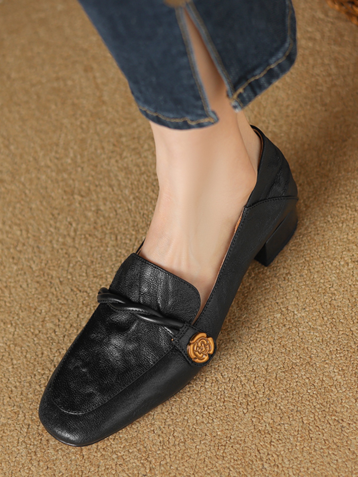 Chunky Heel Camellia Loafers for Women - Small Sheepskin Summer Shoes with Square Toe - Trendy Mid-Heel Footwear Size 41 Chunky Heel Camellia Loafers for Women - Small Sheepskin Summer Shoes with Square Toe - Trendy Mid-Heel Footwear Size 41