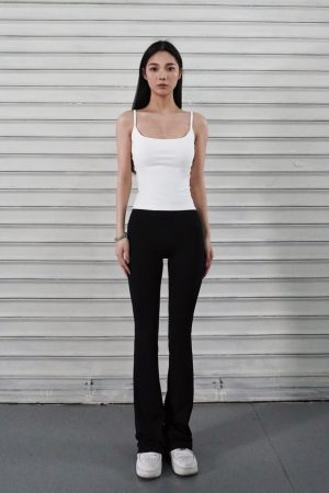 Classic Padded Strap Tank Top with Double-Layer Design for Slim Fit and Side Breast Coverage - Perfect for Y2K and Everyday Style