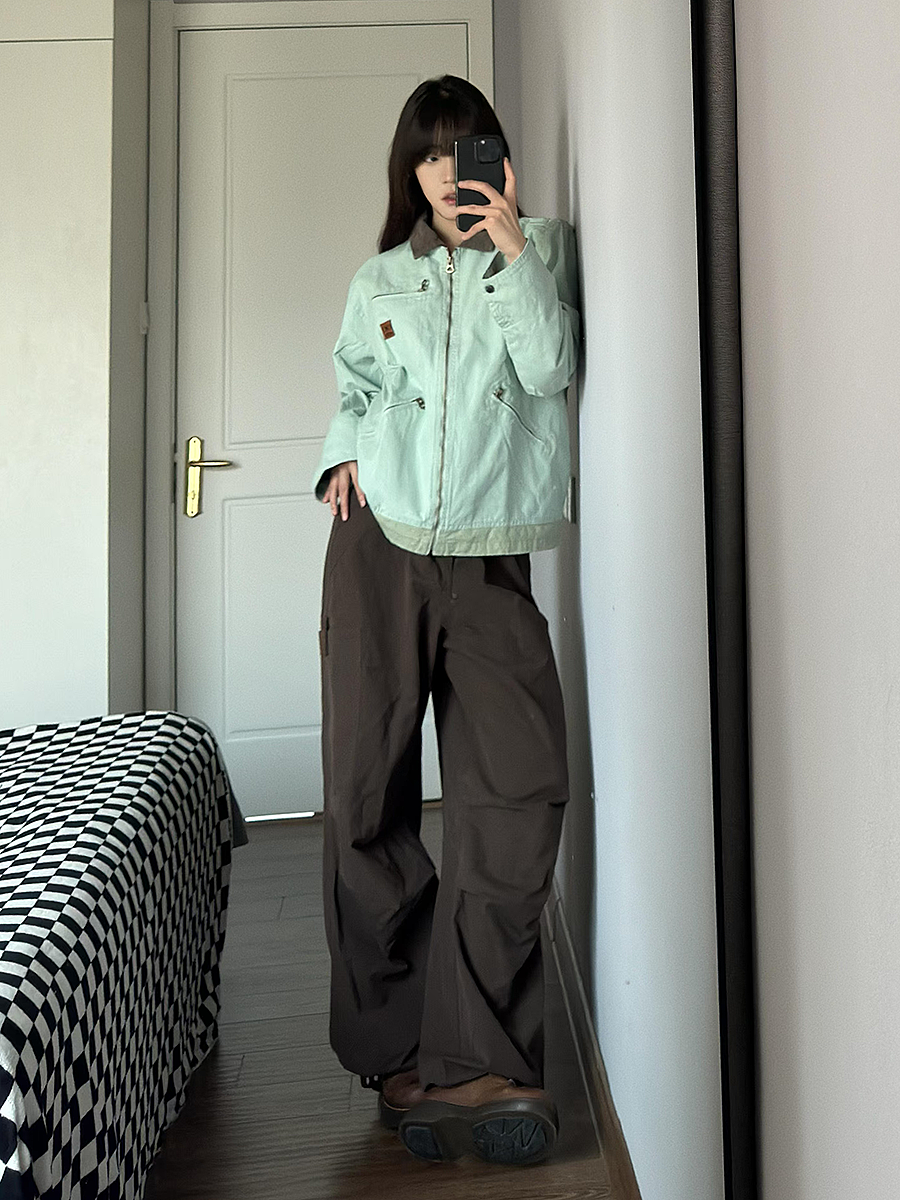 Coffee-Colored Women's Loose Straight-Leg Cargo Pants with Draping - American High Street Casual Floor-Length Style Coffee-Colored Women's Loose Straight-Leg Cargo Pants with Draping - American High Street Casual Floor-Length Style
