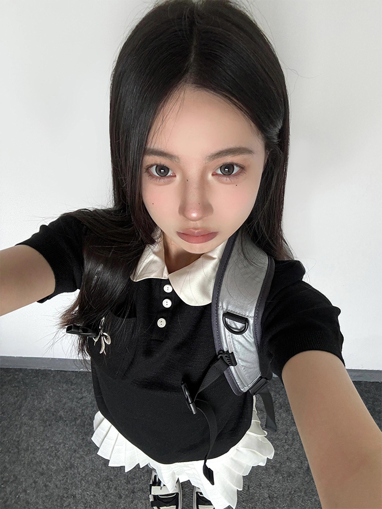 College Style Color-Blocking Short-Sleeve Women's Cropped T-Shirt with Bow Tie and Doll Collar, Slim-Fit, Summer Fashion College Style Color-Blocking Short-Sleeve Women's Cropped T-Shirt with Bow Tie and Doll Collar, Slim-Fit, Summer Fashion