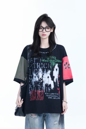 Color-Block Graffiti T-Shirt for Women - American Industrial Style, Loose Fit Short Sleeve, Trendy Streetwear Design