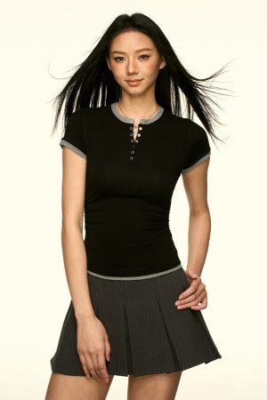 Color-Block Henley Short-Sleeve T-Shirt for Women - Slim Fit, American Style, Versatile Spring/Summer Fashion