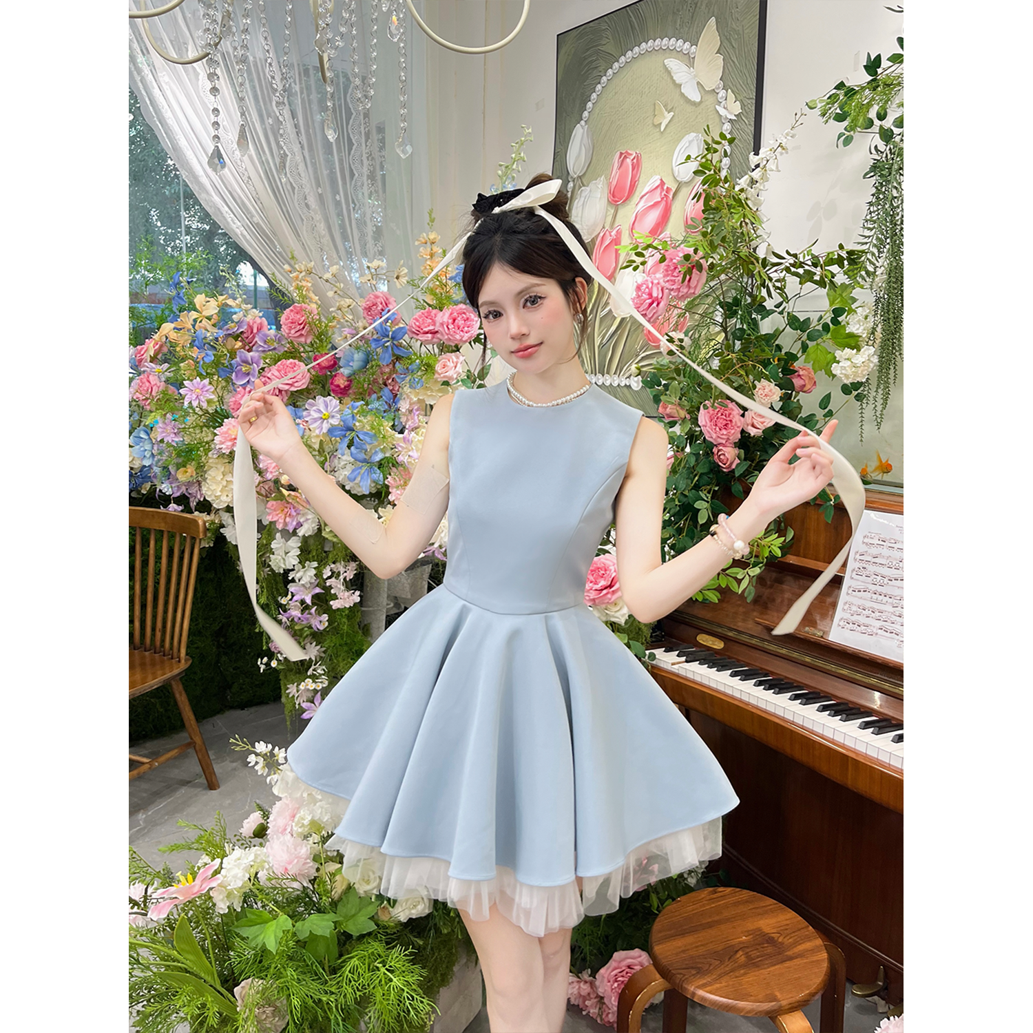 Color-Block Mesh Sleeveless French Hepburn-Style Puff Skirt Ballet Dress for Noble Ladies - Elegant Waist-Cinching Design Color-Block Mesh Sleeveless French Hepburn-Style Puff Skirt Ballet Dress for Noble Ladies - Elegant Waist-Cinching Design