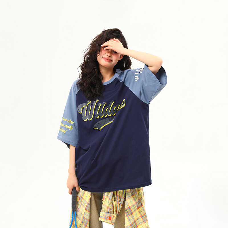 Color Block Raglan Sleeve Short Sleeve T-Shirt for Men and Women - Vintage American Style Loose Fit Couple Top Color Block Raglan Sleeve Short Sleeve T-Shirt for Men and Women - Vintage American Style Loose Fit Couple Top