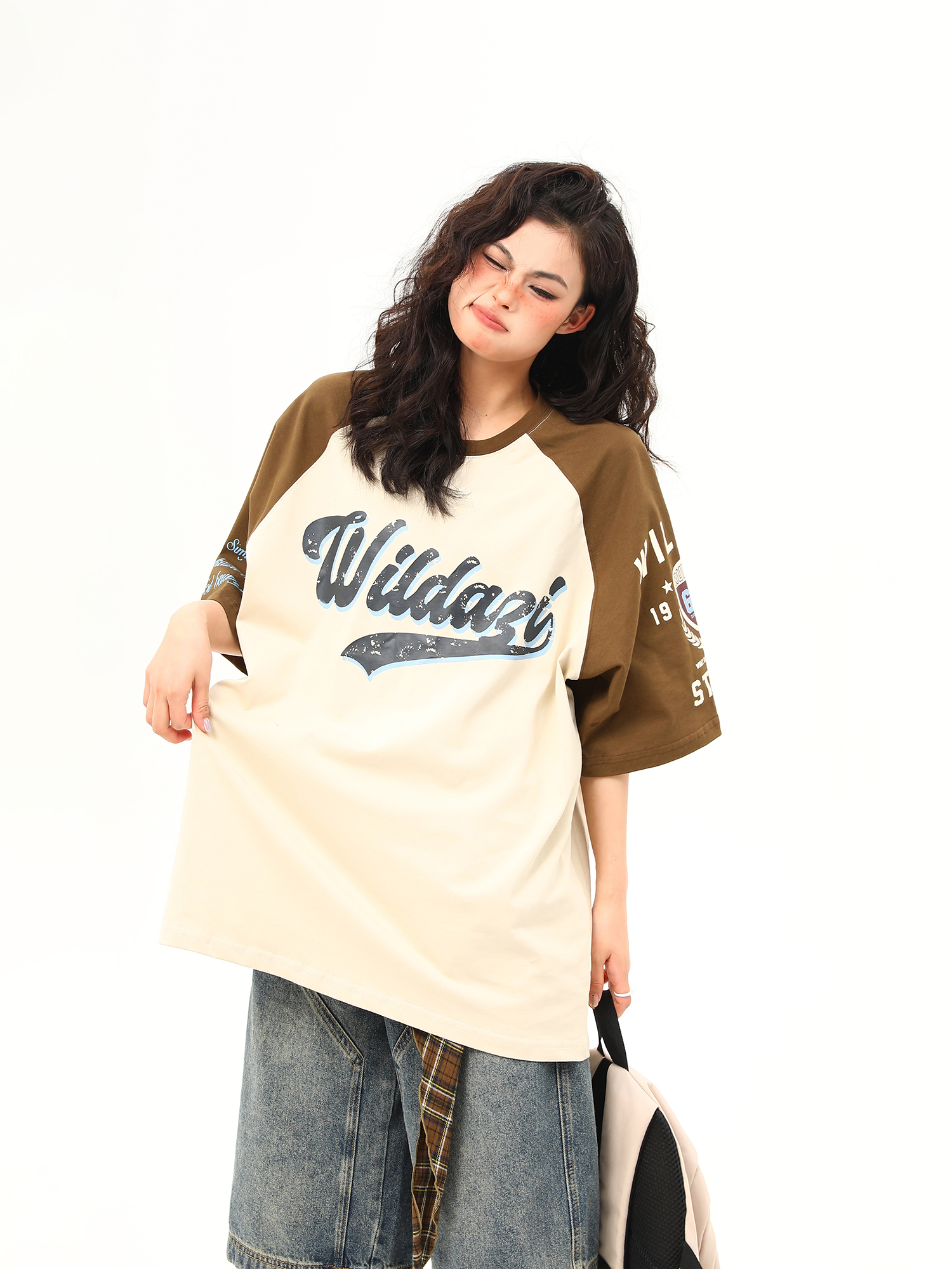 Color Block Raglan Sleeve Short Sleeve T-Shirt for Men and Women - Vintage American Style Loose Fit Couple Top Color Block Raglan Sleeve Short Sleeve T-Shirt for Men and Women - Vintage American Style Loose Fit Couple Top