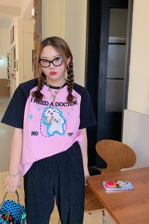 Color-Block Short Sleeve T-Shirt for Women with Shoulder Pads - Stylish Summer 2025 Blouse, Age-Reducing, Trendy Fashion Top