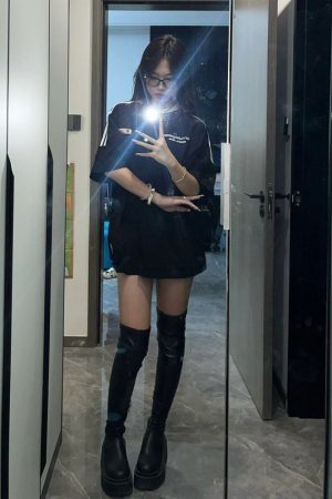 Color-Block Striped Heavy Shoulder Short Sleeve T-Shirt for Girls - American High Street Style, Trendy 2025 Fashion for Teens