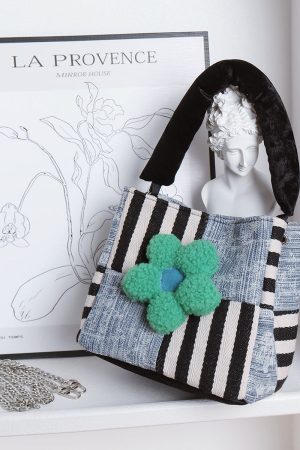 Color-Blocked Floral Handbag - Patchwork Denim Tote Bag, Large Capacity Crossbody Bucket Bag for Autumn/Winter Fashion
