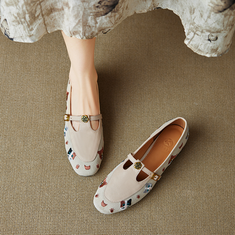 Color-Blocked Genuine Leather Round Toe Camellia Loafers for Women - Single Strap Low Chunky Heel Flats Color-Blocked Genuine Leather Round Toe Camellia Loafers for Women - Single Strap Low Chunky Heel Flats