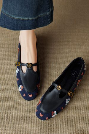 Color-Blocked Genuine Leather Round Toe Camellia Loafers for Women - Single Strap Low Chunky Heel Flats