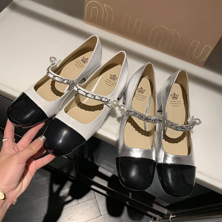 Color-Blocked Mary Jane Shoes - French Temperament, Elegant Evening Flats, Stylish Bridesmaid Footwear, Chic 90s-Inspired Design Color-Blocked Mary Jane Shoes - French Temperament, Elegant Evening Flats, Stylish Bridesmaid Footwear, Chic 90s-Inspired Design