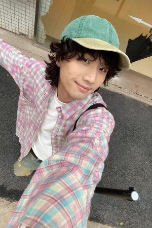 Color-Blocked Patchwork Plaid Long Sleeve Shirt Jacket for Men and Women - Retro Loose Casual Checkered Top for Spring, Summer, Autumn