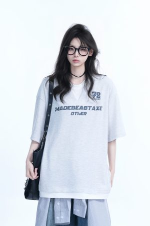 Color-Blocking Faux Two-Piece V-Neck Short Sleeve T-Shirt for Women - Waffle Texture, Loose Fit, College Style, Casual Fashion