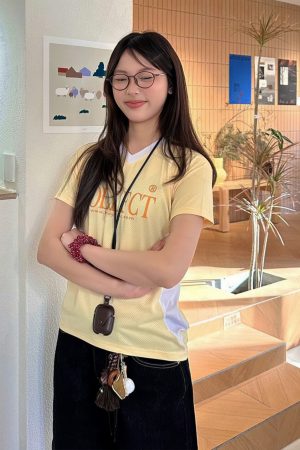 Color-Blocking Jersey T-Shirt for Women - Summer V-Neck Short Sleeve, College Style Casual Top, American Athletic Fashion