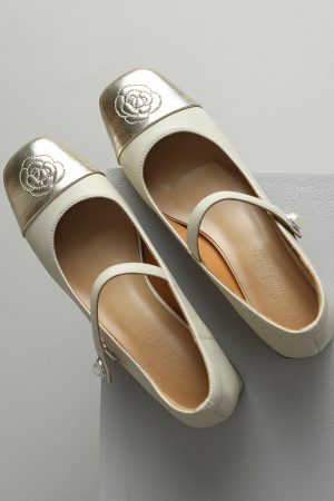 Color-Blocking Leather Mary Jane Shoes for Women - Artistic Camellia Design, Square-Toe, Mid-Heel - Spring Fashion