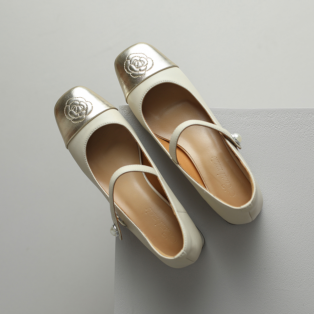 Color-Blocking Leather Mary Jane Shoes for Women - Artistic Camellia Design, Square-Toe, Mid-Heel - Spring Fashion Color-Blocking Leather Mary Jane Shoes for Women - Artistic Camellia Design, Square-Toe, Mid-Heel - Spring Fashion