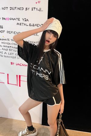 Color-Blocking Loose Fit Short Sleeve Raglan T-Shirt with Three Stripe Design - American Style Summer Top