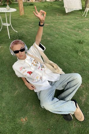 Colorful Floral Embroidered Waffle Short-Sleeve Shirt for Men and Women - American Retro Casual Loose Fit Summer Style